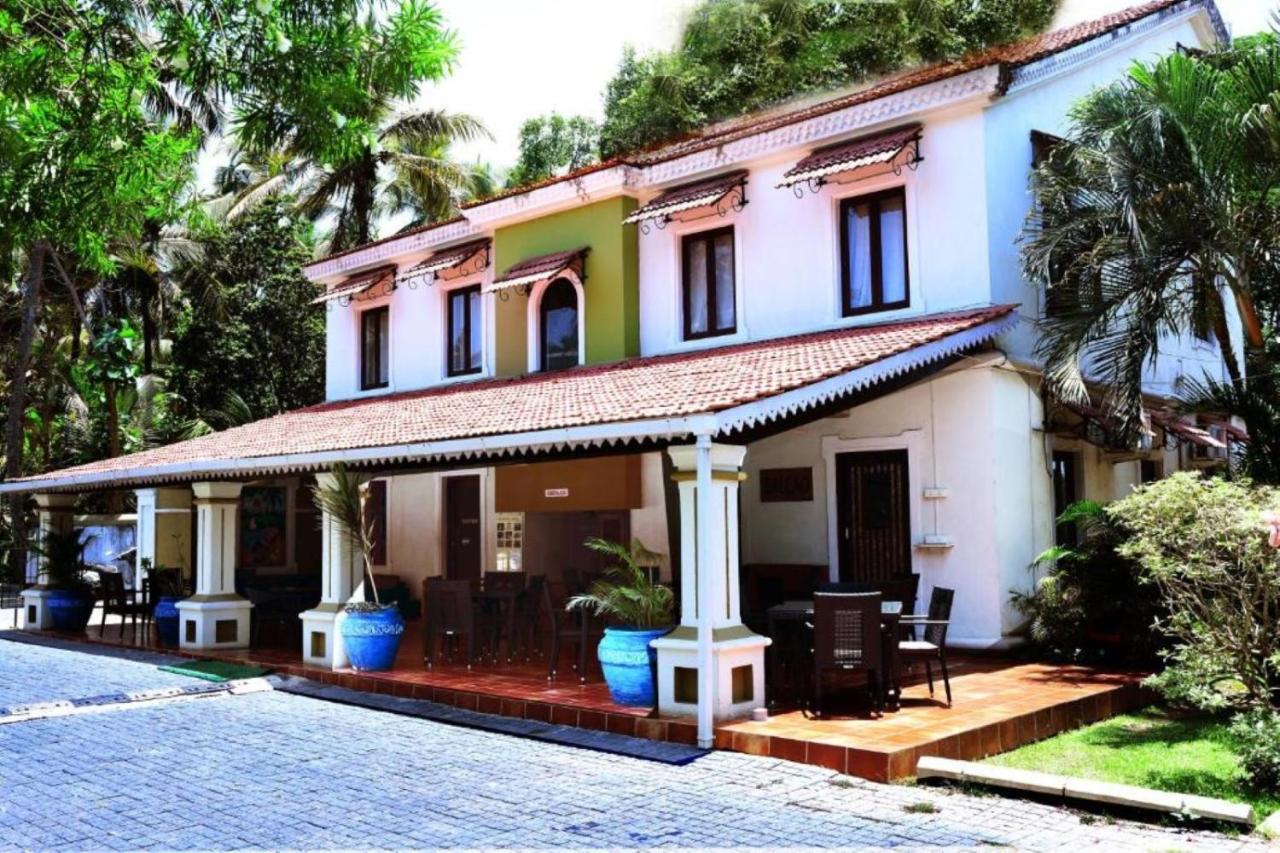 White Square Nirvana, Parra Mapusa Extérieur photo