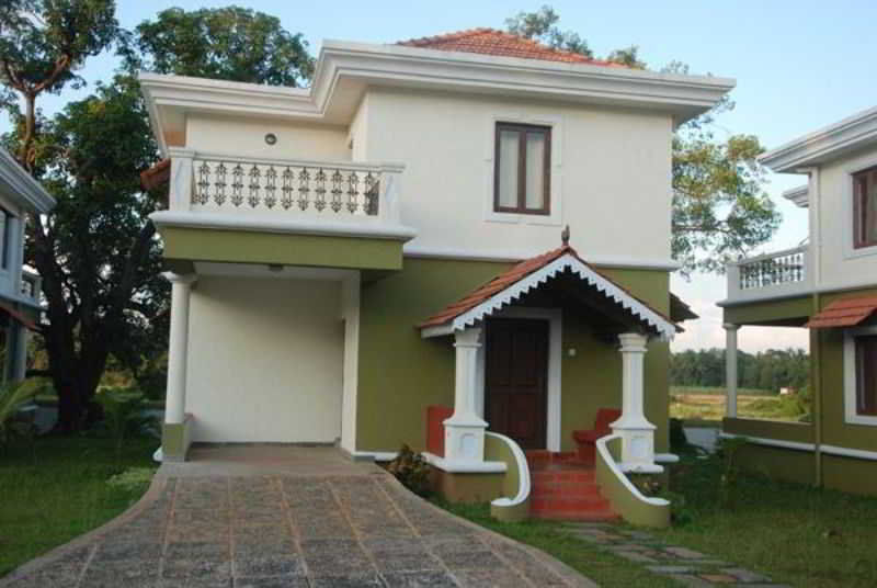 White Square Nirvana, Parra Mapusa Extérieur photo